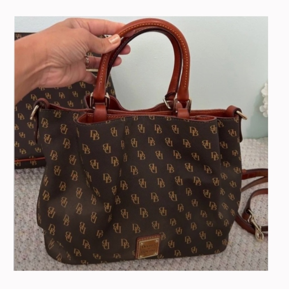 Dooney & Bourke Gretta satchel bag - Picture 1 of 9